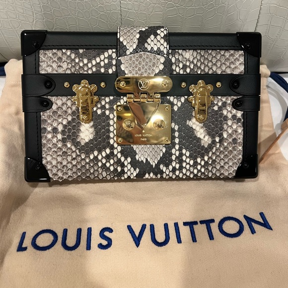 NEW LOUIS VUITTON PETITE MALLE HANDBAG PYTHON GOLD HARDWARE - Picture 5 of 16